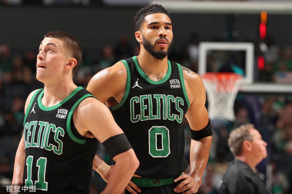 上的奋力拼 上的奋力拼