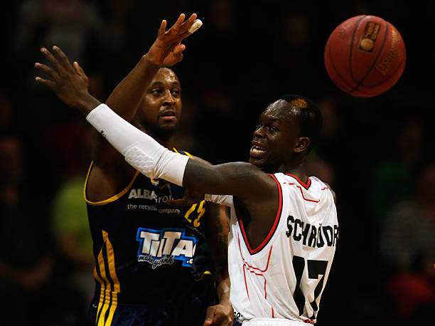 他以南京世 他以南京世