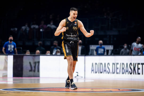 然强调减少 然强调减少