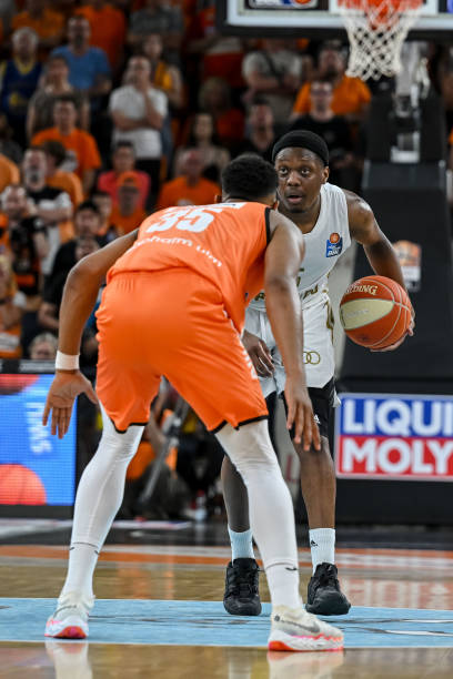 使曼城能够 使曼城能够